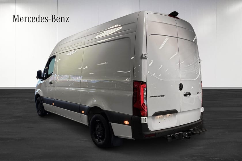 Bild 3 av Mercedes-Benz Sprinter 317 CDI RWD Panel Van