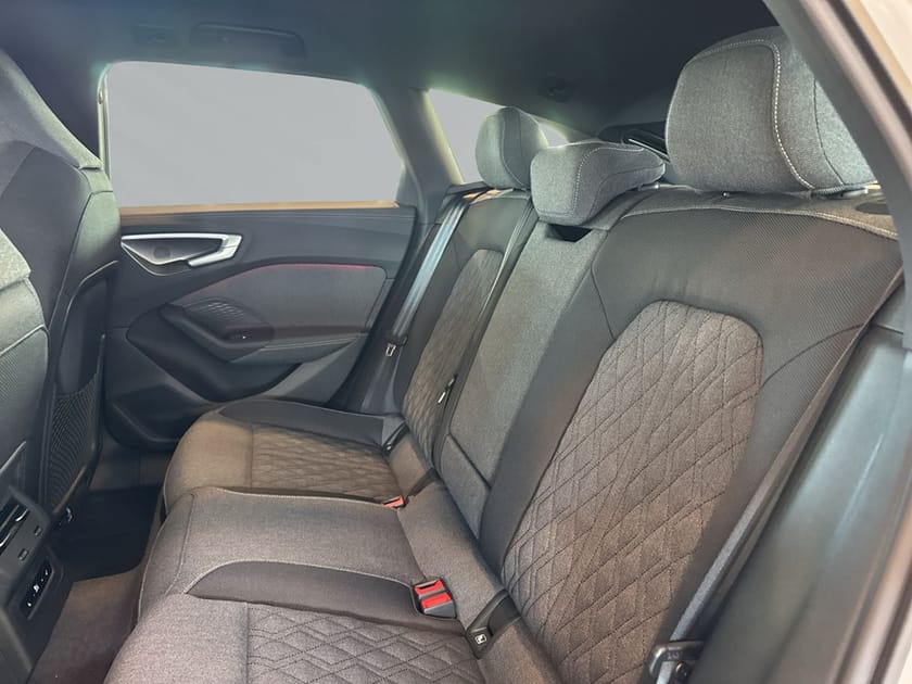 Bild 5 av Audi A5 Avant e-hybrid quattro