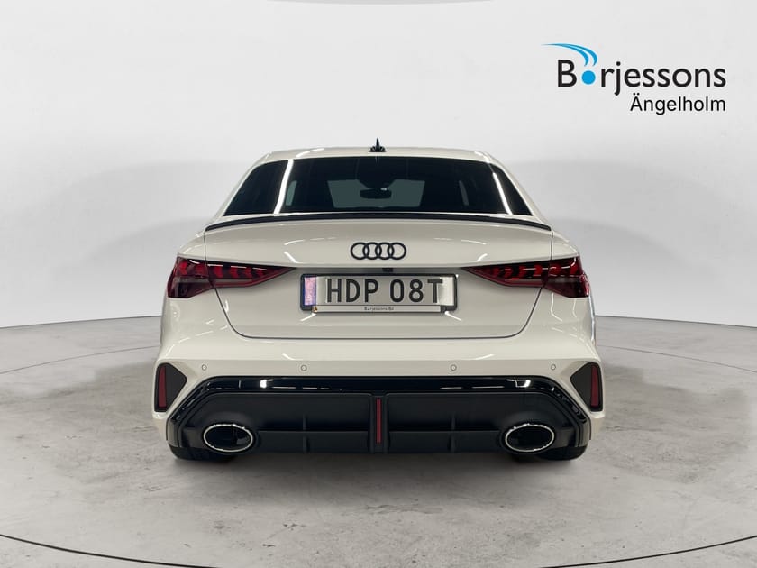 Bild 4 av Audi RS3 Sedan