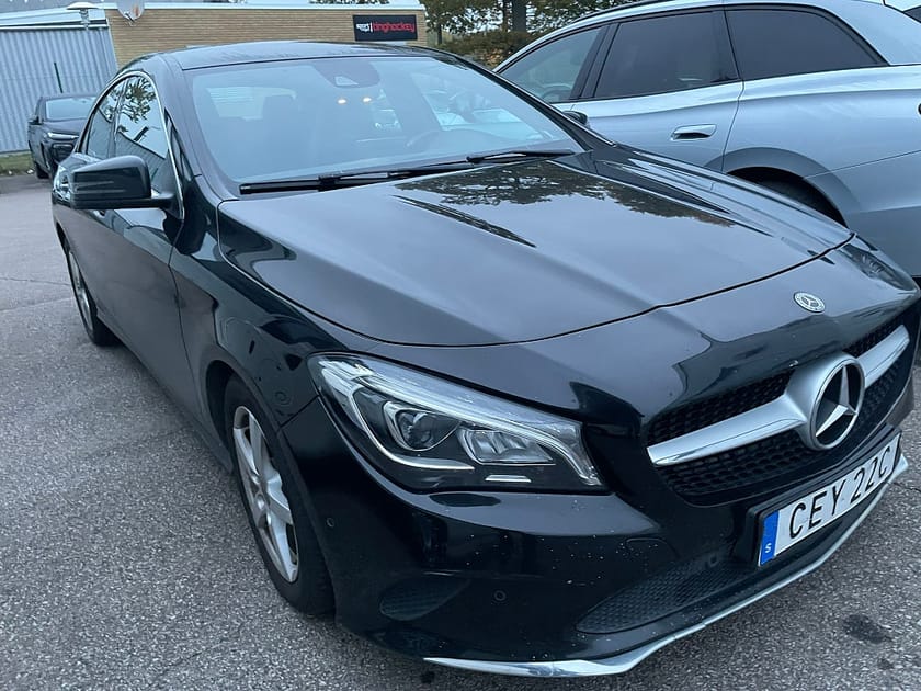 Bild 2 av Mercedes-Benz CLA 200 d