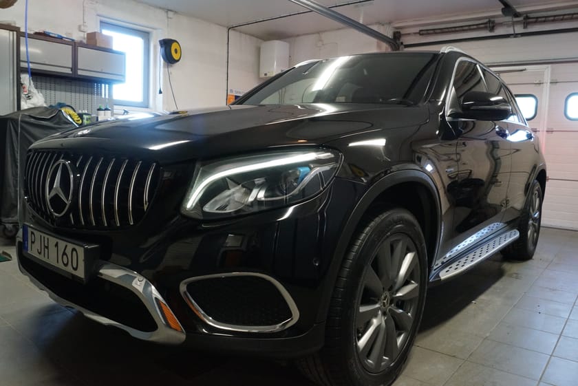 Bild 1 av Mercedes-Benz GLC 350 e 4MATIC