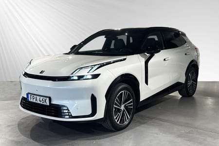 Lynk & Co 08 PHEV