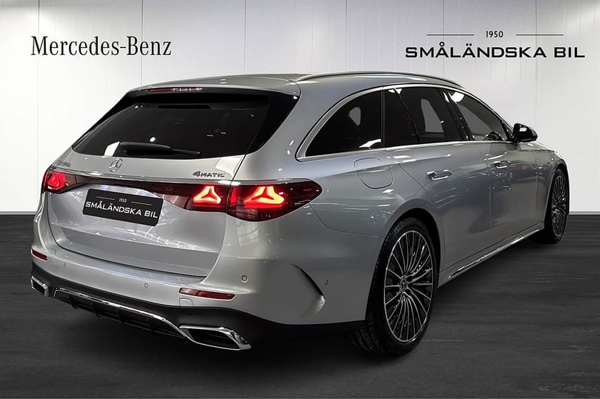Bild 4 av Mercedes-Benz E 300 de 4MATIC T