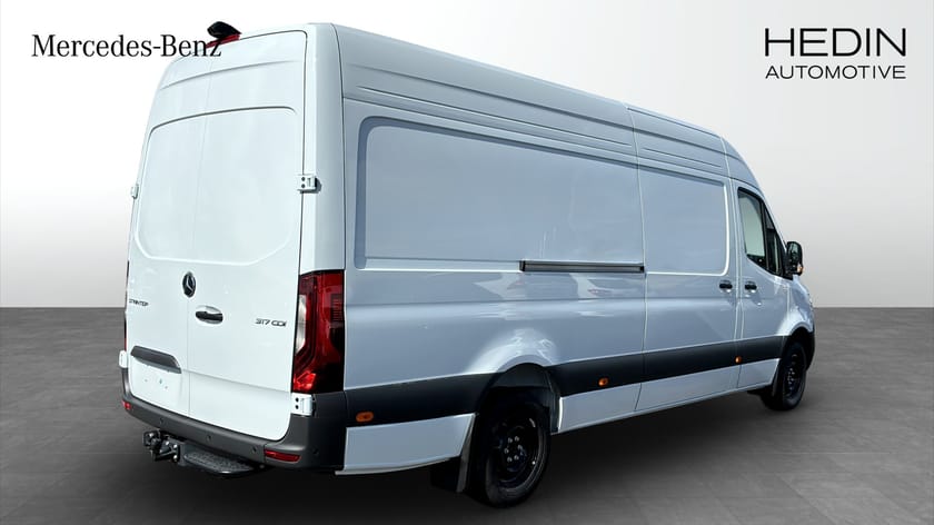 Bild 2 av Mercedes-Benz Sprinter 317 CDI RWD Panel Van