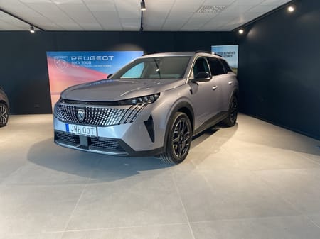 Peugeot 5008 Hybrid 145