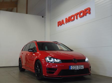 Volkswagen Golf Sportscombi R