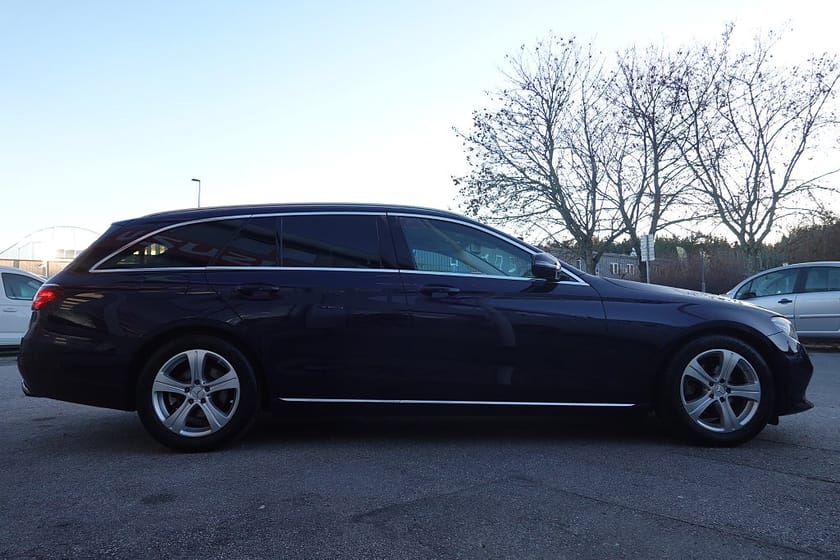 Bild 4 av Mercedes-Benz E 220 T d