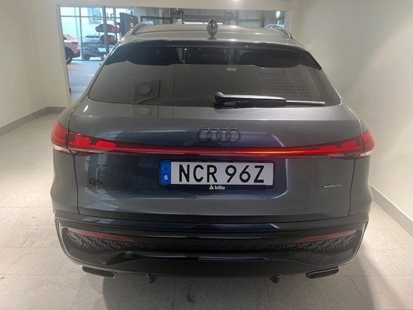 Bild 3 av Audi Q5 Sportback e-hybrid quattro