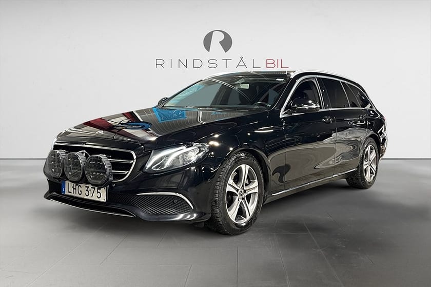 Bild 1 av Mercedes-Benz E 220 T d 4MATIC