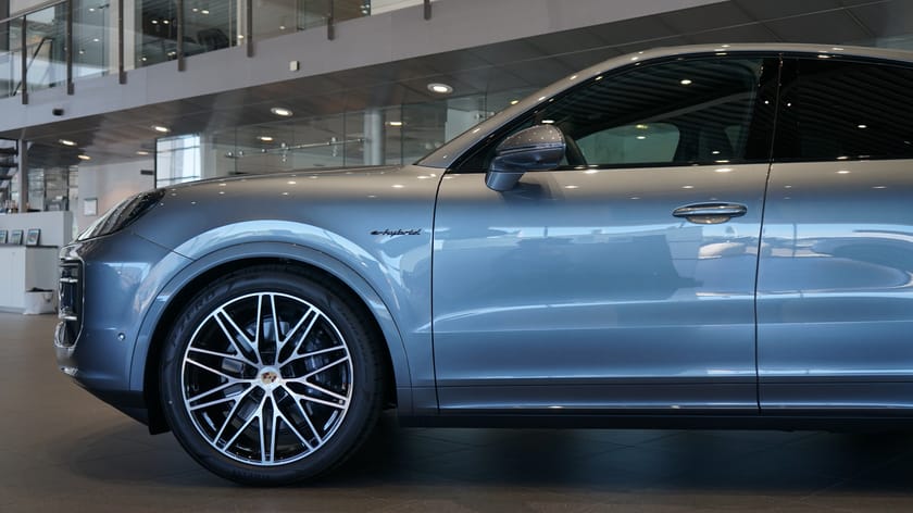 Bild 3 av Porsche Cayenne E-Hybrid Coupé