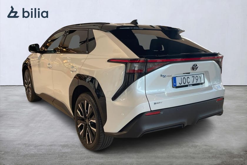 Bild 2 av Toyota bZ4X