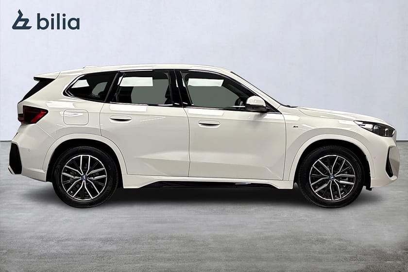 Bild 2 av BMW iX1 xDrive30