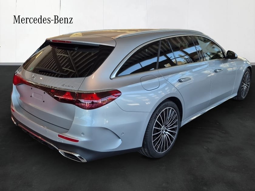 Bild 4 av Mercedes-Benz E 300 d e 4MATIC T