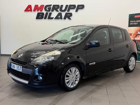 Renault Clio  Halvkombi