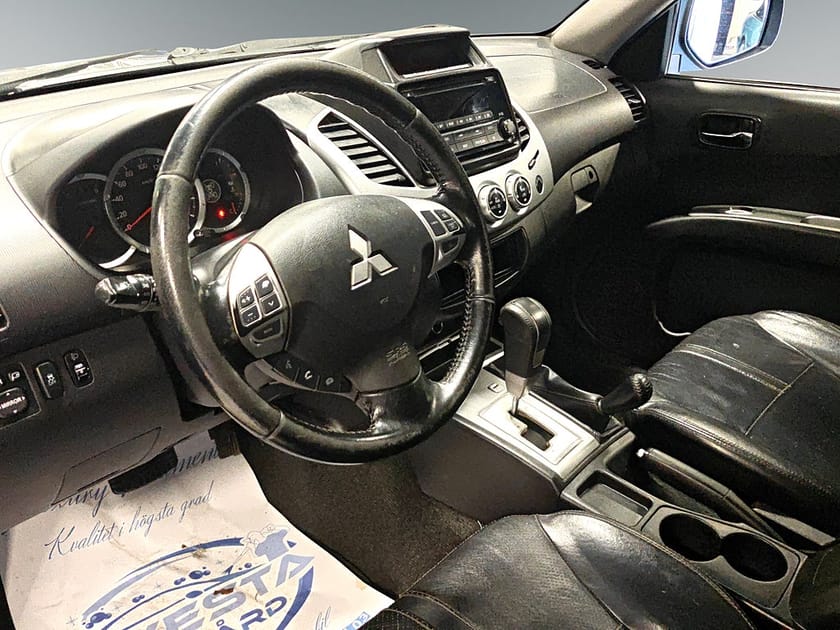 Bild 2 av Mitsubishi L200 Dubbelhytt