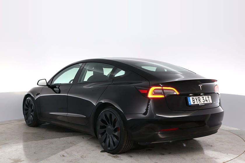 Bild 4 av Tesla Model 3 Performance