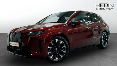 BMW iX xDrive60