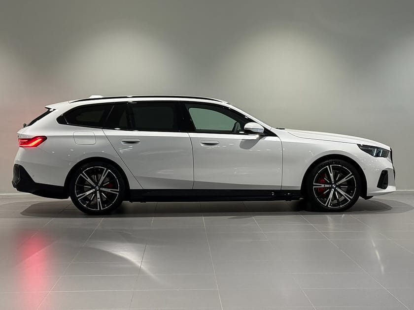 Bild 3 av BMW i5 xDrive40 Touring