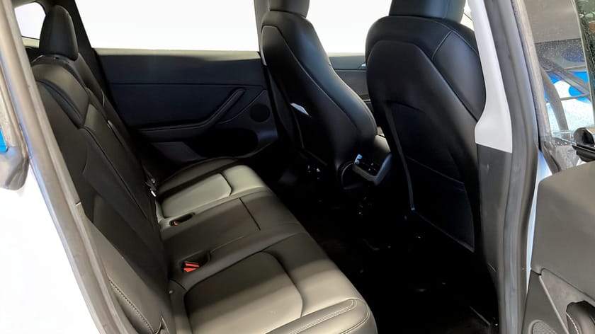 Bild 5 av Tesla Model Y Long Range AWD