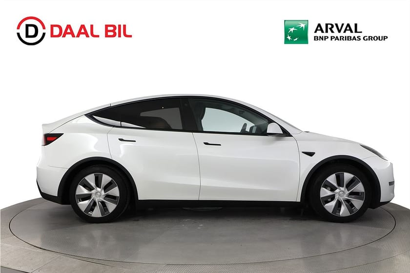 Bild 5 av Tesla Model Y Long Range AWD