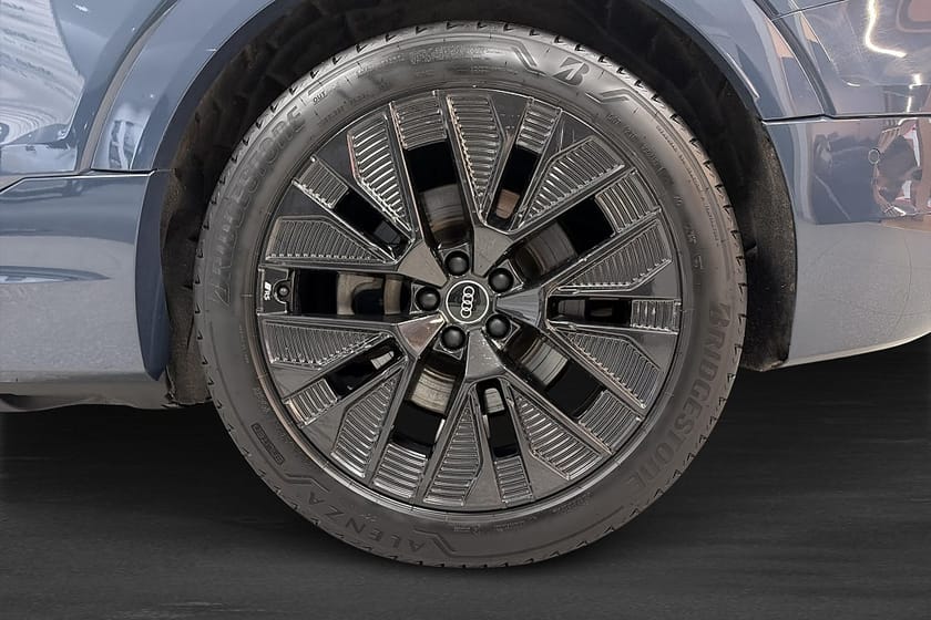 Bild 5 av Audi Q8 55 e-tron quattro