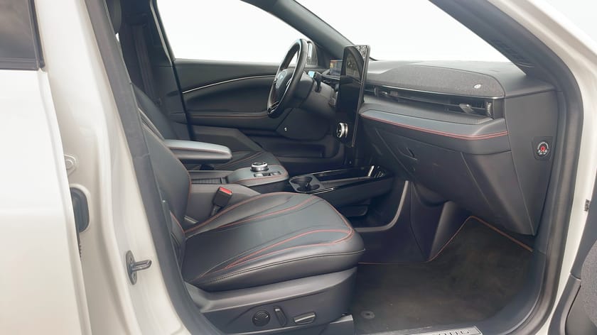 Bild 3 av Ford Mustang Mach-E Standard Range AWD