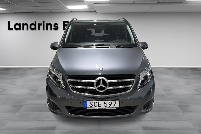 Bild 2 av Mercedes-Benz V 220d 3.1t