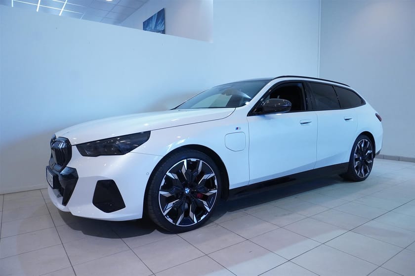 Bild 4 av BMW 550e xDrive Touring