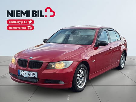 BMW 320i Sedan