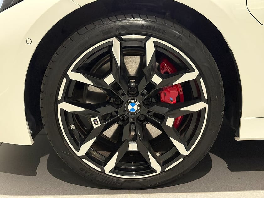 Bild 5 av BMW 330e xDrive Sedan