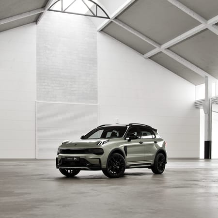 Lynk & Co 01 PHEV