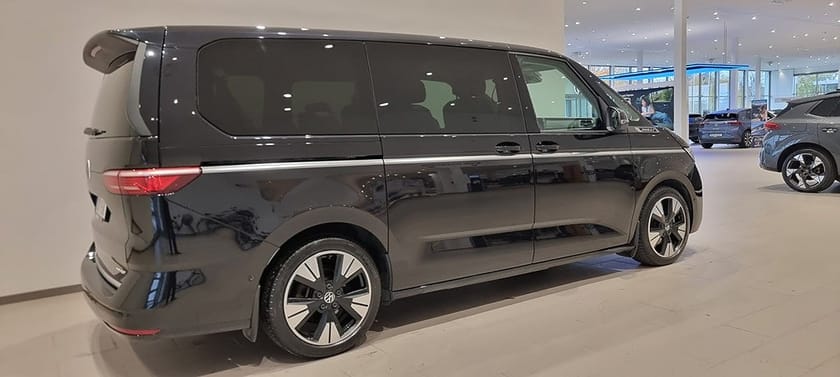 Bild 3 av Volkswagen Multivan eHybrid
