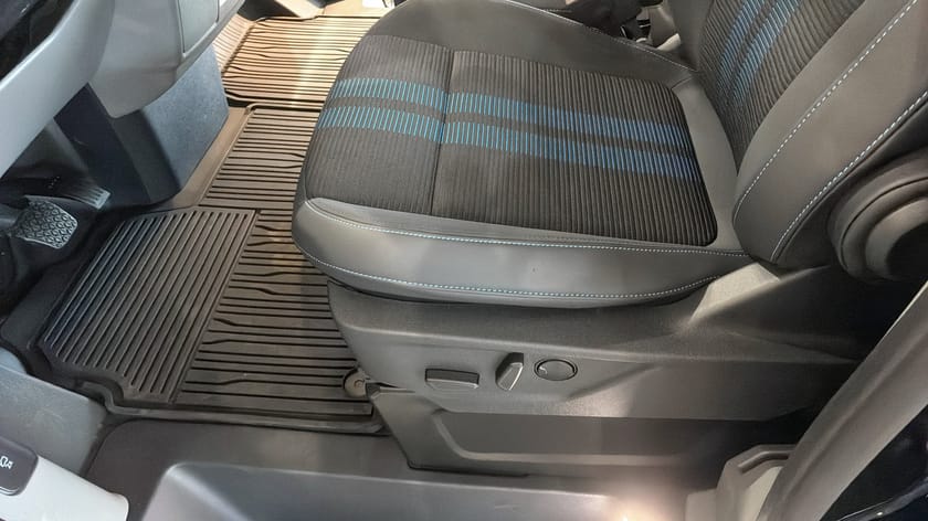 Bild 5 av Ford Transit Custom 82.5 kWh AWD