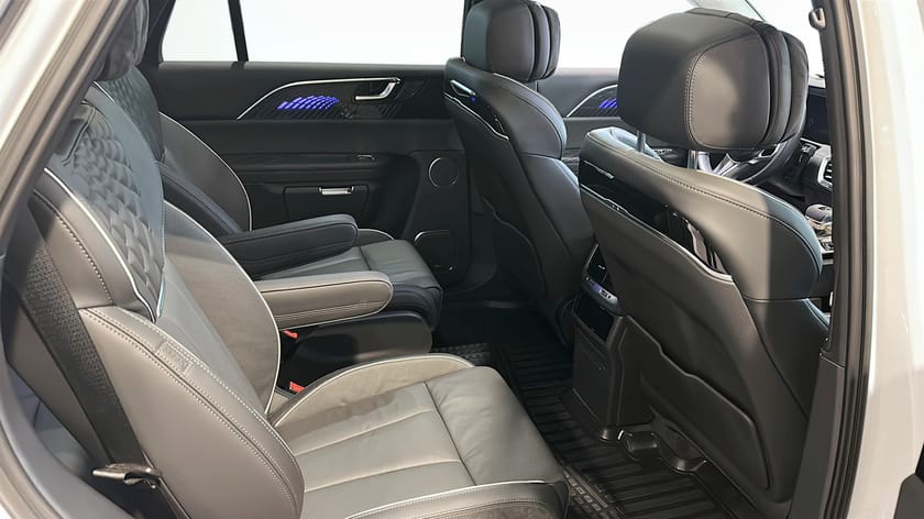 Bild 5 av Hongqi E-HS9 Exclusive