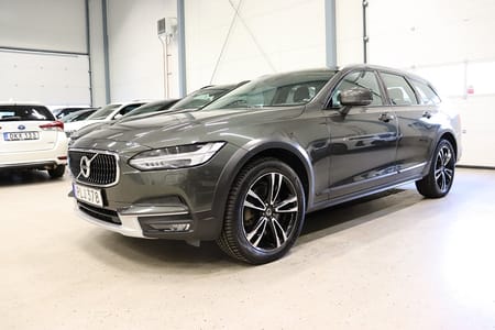 Volvo V90 Cross Country