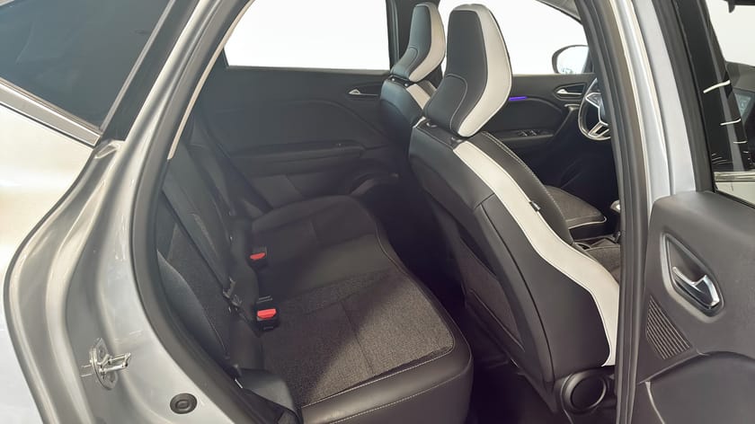 Bild 5 av Renault Captur E-TECH Plugin-Hybrid 160