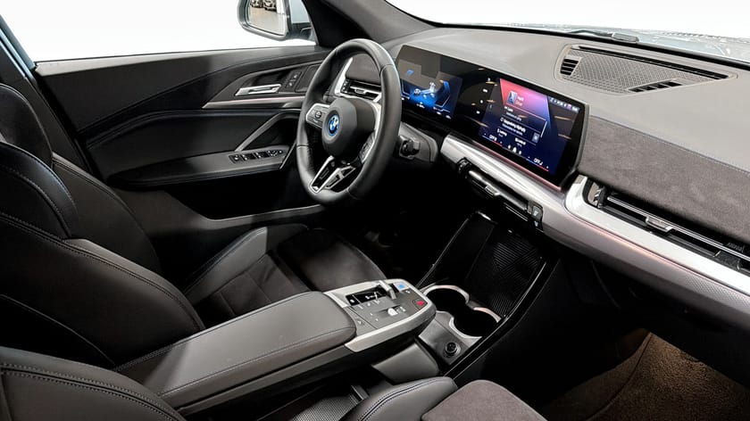 Bild 3 av BMW iX2 xDrive30