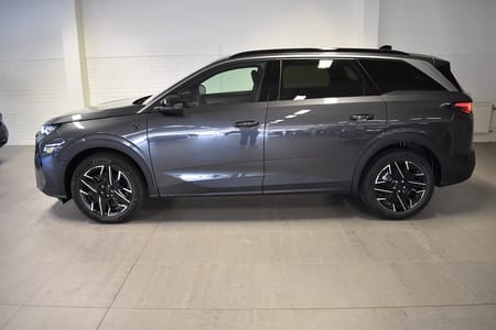 Peugeot 5008 Hybrid 145