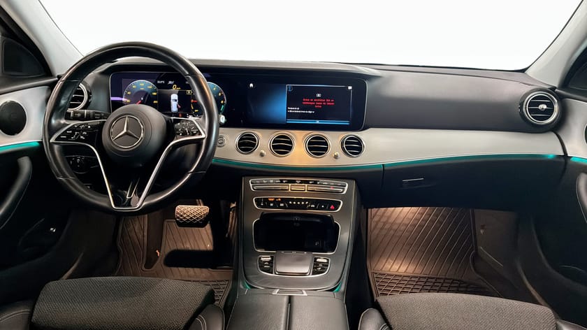 Bild 4 av Mercedes-Benz E 300 T de 4MATIC