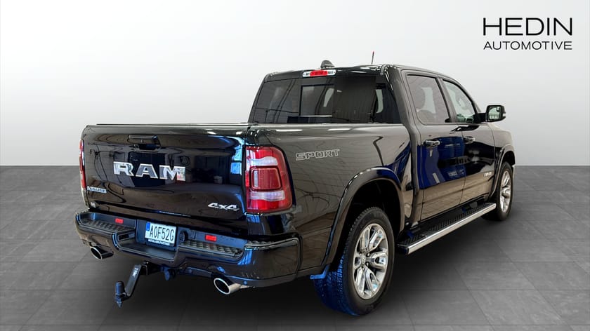 Bild 2 av RAM 1500 Crew Cab