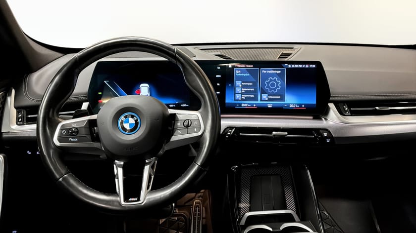 Bild 4 av BMW iX1 xDrive30