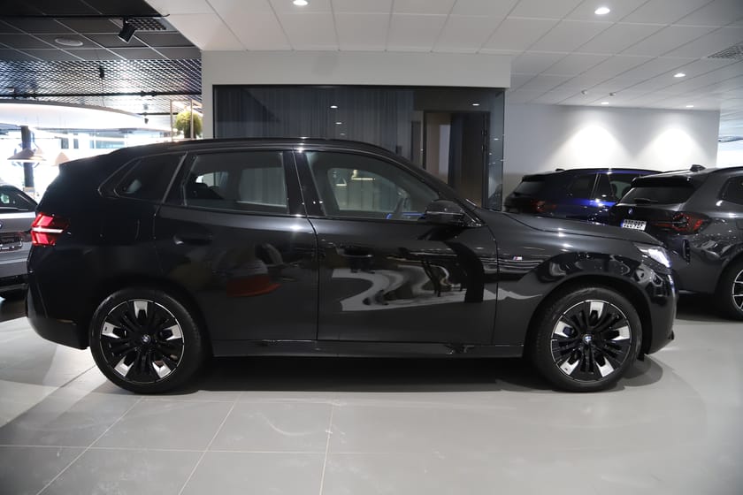 Bild 3 av BMW X3 30e xDrive