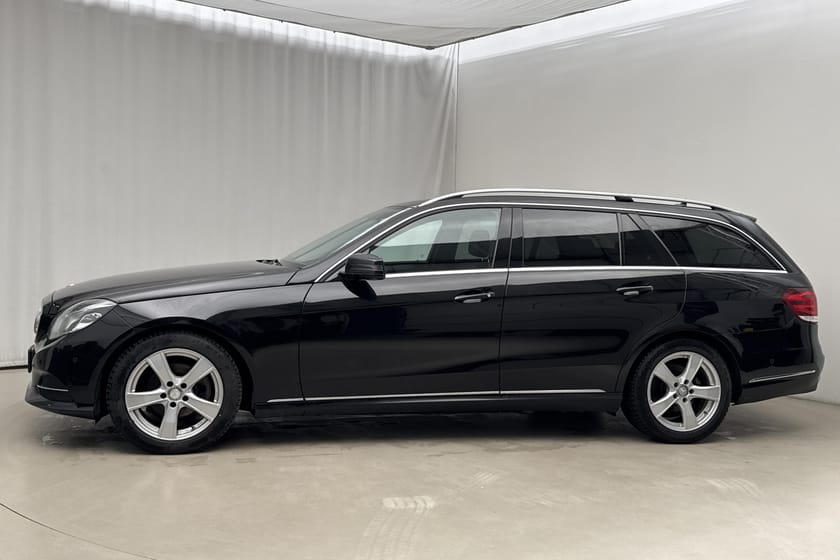 Bild 2 av Mercedes-Benz E 220 T BlueTEC