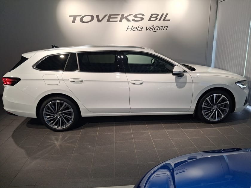 Bild 4 av Škoda Superb iV Kombi