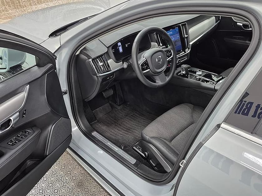 Bild 2 av Volvo V90