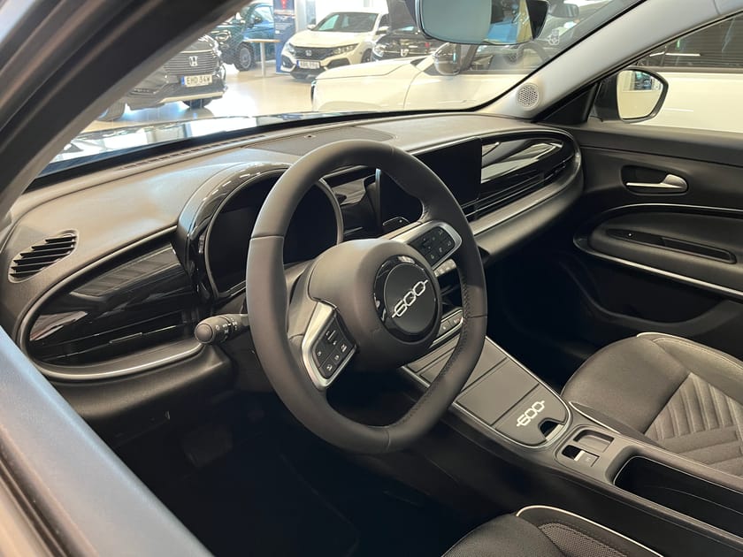 Bild 3 av Fiat 600 Hybrid