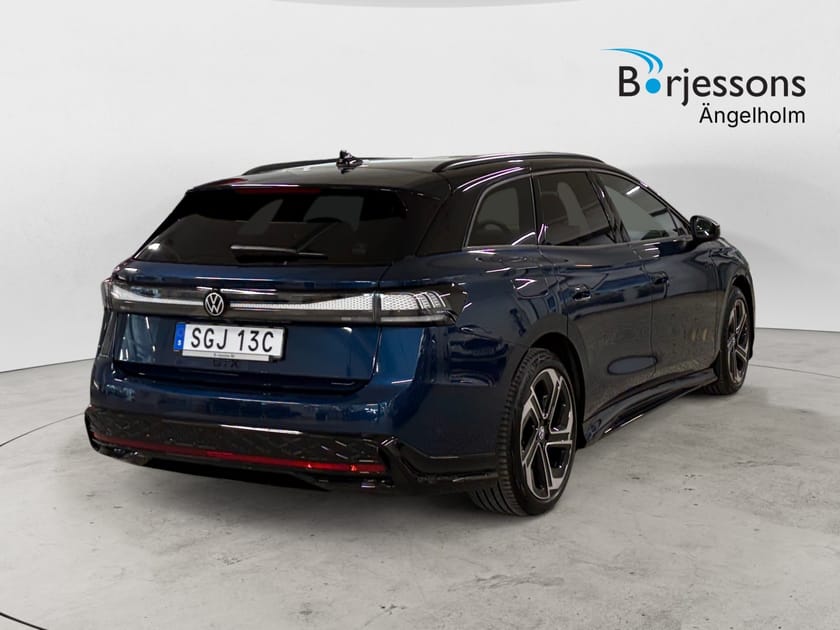 Bild 3 av Volkswagen ID.7 GTX Tourer