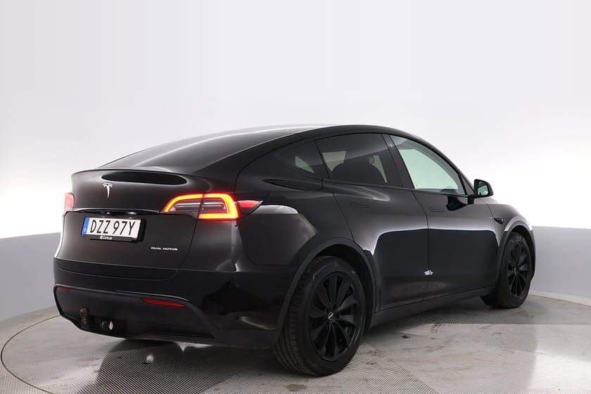 Bild 5 av Tesla Model Y Long Range AWD