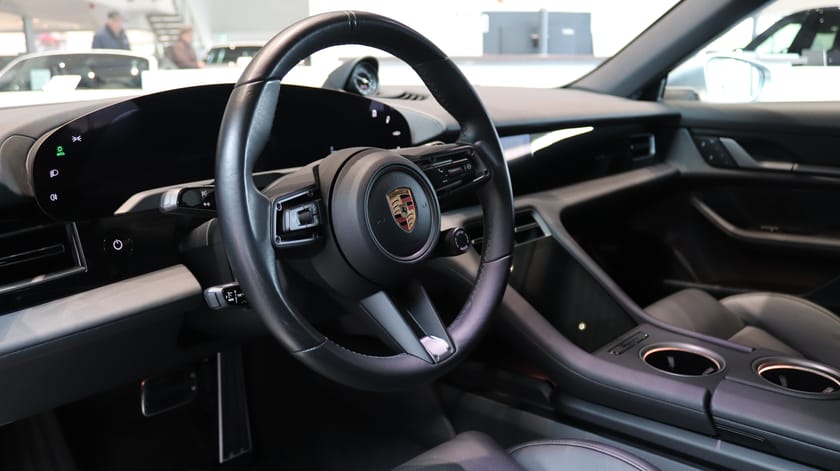 Bild 4 av Porsche Taycan 4 Cross Turismo