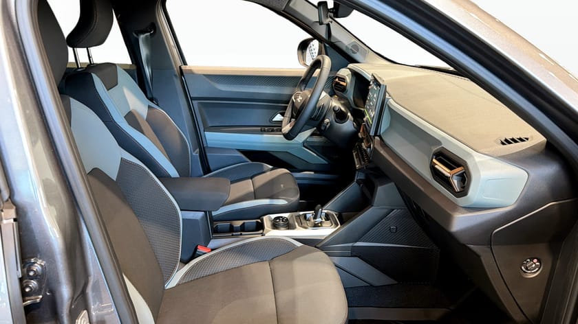 Bild 3 av Dacia Duster hybrid-G 150 4x4
